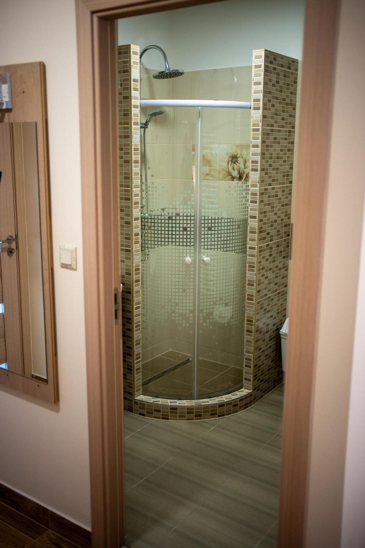 Holiday Apartmanhaz Gyula Exterior photo